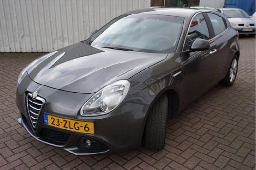 Alfa Romeo Giulietta - 1.4 T 125KW Business Executive Aut - 1