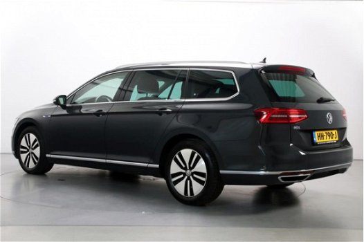 Volkswagen Passat Variant - 1.4 TSI GTE Highline Half-Leder LED Stoelverw. Park Camera 200x Vw-Audi- - 1