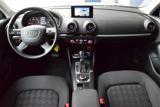 Audi A3 Sportback - 1.6 TDI Ambition Pro Line Panodak navi Automaat - 1