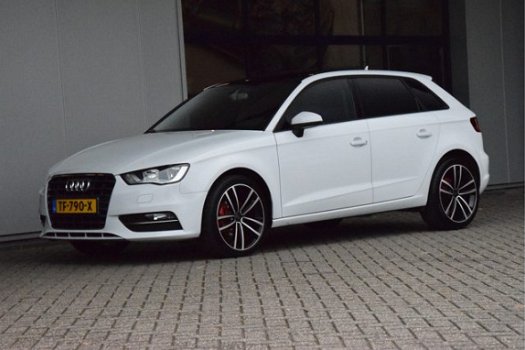 Audi A3 Sportback - 1.6 TDI Ambition Pro Line Panodak navi Automaat - 1