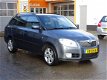 Skoda Fabia Combi - 1.6-16V Sport airco, licht metalen velgen, cruise controle - 1 - Thumbnail