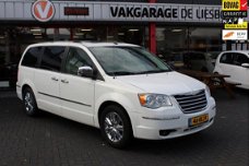 Chrysler Town and Country - 4.0 V6 limited, full options