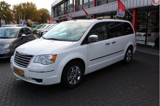 Chrysler Town and Country - 4.0 V6 limited, full options - 1