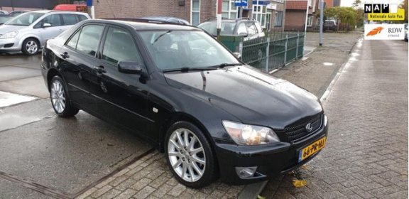 Lexus IS - 200 Business Automaat Youngtimer NAP - 1