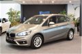 BMW 2-serie Active Tourer - 216i Active Tourer *NIEUWJAARKNALLERS* | automaat | media | airco | spor - 1 - Thumbnail