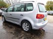 Volkswagen Touran - 1.6 TDI Trendline BlueMotion NAVI - 1 - Thumbnail