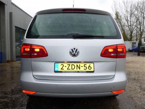 Volkswagen Touran - 1.6 TDI Trendline BlueMotion NAVI - 1