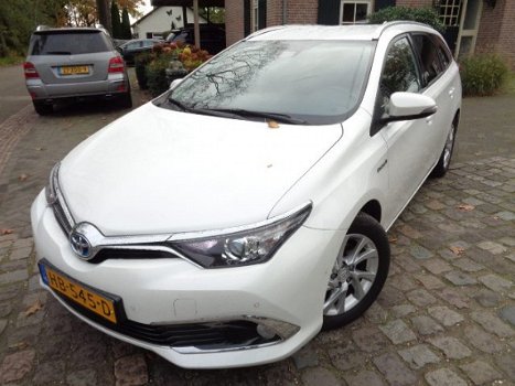 Toyota Auris - TS 1.8 HYBR. EXE.ECC/LMV/NAVI/LED/CAMERA - 1