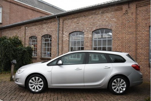 Opel Astra Sports Tourer - 1.3 CDTi S/S Edition 186.729km 2011 Navi Trekhaak ORG NEDERLANDS - 1