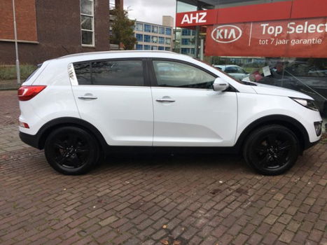 Kia Sportage - 2.0 X-ecutive Plus Pack * NAVI (APPLE CARPLAY) | CLIMATE | PARKEERSENSOREN - 1