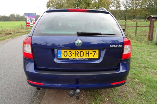 Skoda Octavia Combi - 1.2 TSI Elegance Business Line DEALER onderhouden In topstaat Zéér veel opties - 1