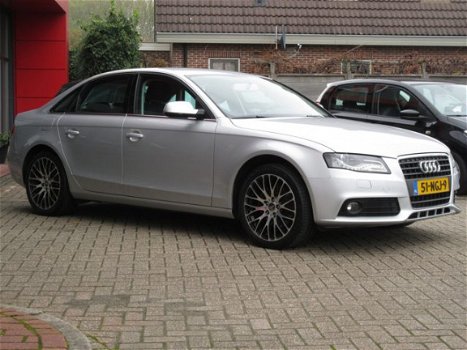 Audi A4 - 1.8 TFSI Pro Line Business | CLIMA AIRCO | NAVIGATIE | KEYLESS | CRUISE CONTROL | BOVAG GA - 1