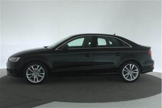 Audi A3 Limousine - (J) 1.4 TFSI Ambition Pro Line + Aut. [Xenon Navi] - 1