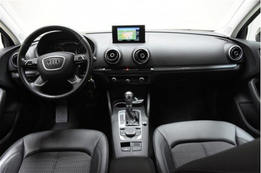 Audi A3 Limousine - (J) 1.4 TFSI Ambition Pro Line + Aut. [Xenon Navi] - 1