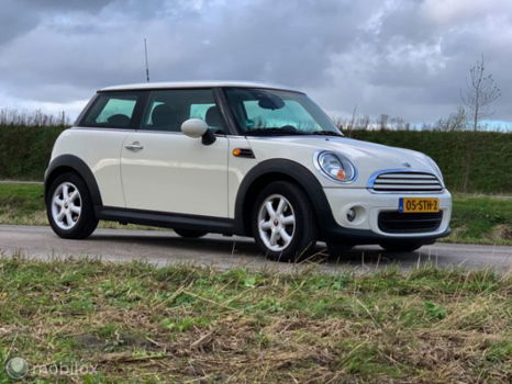 Mini Mini One - 1.6 Airco/cruise/navigatie - 1