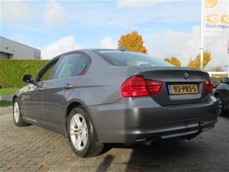 BMW 3-serie - 318 Business Line / Navi / Xenon / Comfort Stoelen - 1