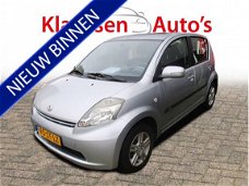 Daihatsu Sirion 2 - 1.3-16V Comfort AUTOMAAT | dealer NL auto | airco | schuifdak | cruise control