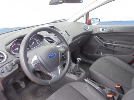 Ford Fiesta - 1.0 65PK 5D S/S Style Trekhaak /Navigatie - 1