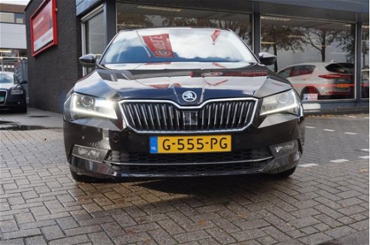 Skoda Superb - 1.6 TDI 120pk Greentech DSG-7 Ambition Businessline - 1