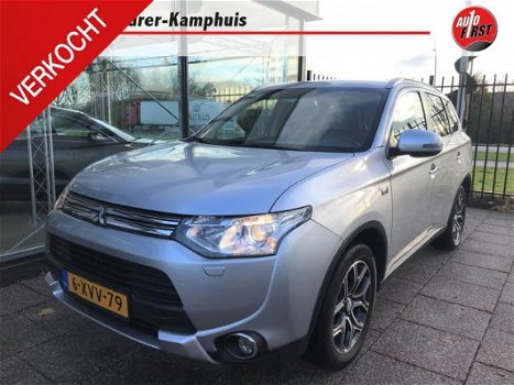 Mitsubishi Outlander - 2.0 PHEV Executive X-Line Navi Leder Trekhaak - 1