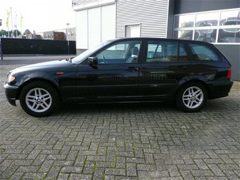 BMW 3-serie Touring - 1.8 I 316 + NW Distributie set - 1
