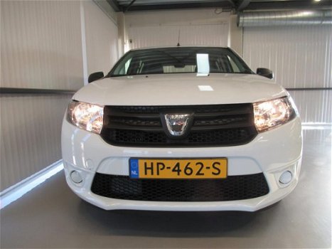 Dacia Sandero - 0.9 TCe Ambiance Radio-cd/Centrale vergrendeling/Elektrische ramen voor - 1