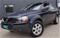 Volvo XC90 - 2.4 D5 7 zitter, bijtel vriendelijk, Motor zeer grote beurt gehad - 1 - Thumbnail