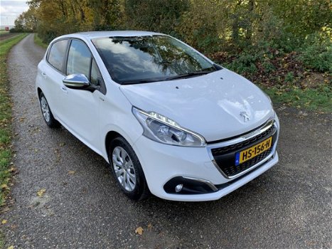 Peugeot 208 - 1.2 PureTech Urban Soul Navigatie PDC Enz - 1