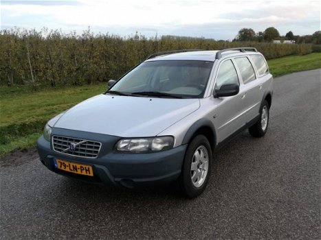 Volvo XC70 - 2.5 T Automaat | 7 Persoons | Leder | Cruise - 1