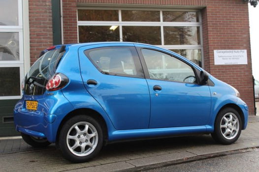 Toyota Aygo - 1.0 12V Cool Airco + Licht metalen velgen - 1