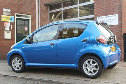 Toyota Aygo - 1.0 12V Cool Airco + Licht metalen velgen - 1