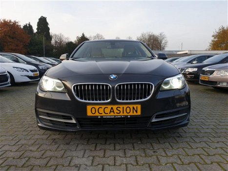 BMW 5-serie - 520d AUT. *XENON+LEDER+NAVI+PDC+ECC+CRUISE - 1