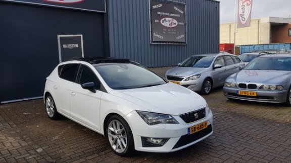 Seat Leon - 2.0 TDI FR DSG F1, Pano, Xenon, Navi - 1