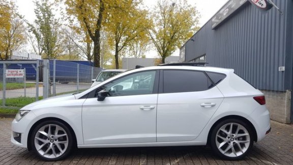 Seat Leon - 2.0 TDI FR DSG F1, Pano, Xenon, Navi - 1