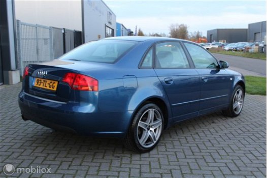 Audi A4 - 2.0 Pro Line nette auto met cruise, clima en meer - 1