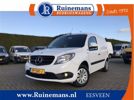 Mercedes-Benz Citan - 109 CDI 90 PK / BlueEFFICIENCY / 1e EIGENAAR / TREKHAAK / AIRCO / PDC / SCHUIF - 1