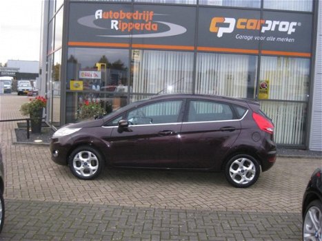 Ford Fiesta - 1.25 82PK GHIA - 1