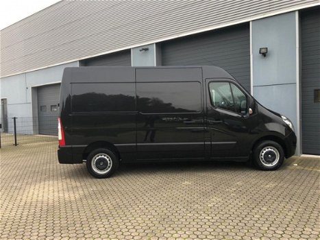 Renault Master - T33 2.3 dCi L2H2 Airco Cruise Control Parkeersensoren Achteruitrijcamera - 1