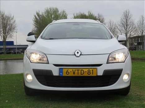 Renault Mégane Estate - 1.5 DCI VAN NAVIGATIE CRUISE CONTROLE DEALER ONDERH. *BOVAG - 1