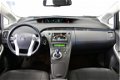 Toyota Prius - 1.8 Dynamic NAVIGATIE + AUTOMAAT - 1 - Thumbnail