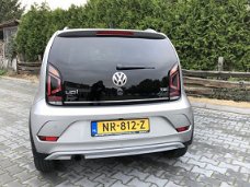 Volkswagen Up! - 1.0 TSI BMT cross up 123pk PDC, CLIMATE, CAMERA, CRUISE, ENZ