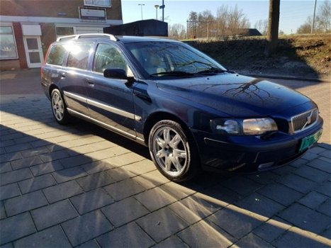 Volvo V70 - 2.4 D nieuwe apk 24-11-2020 - 1