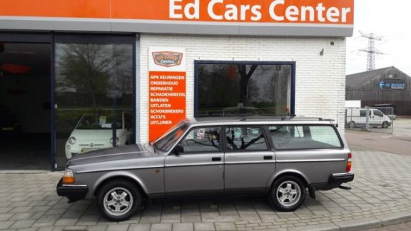 Volvo 240 - GLE 2.3 ESTATE NIEUWE APK - 1