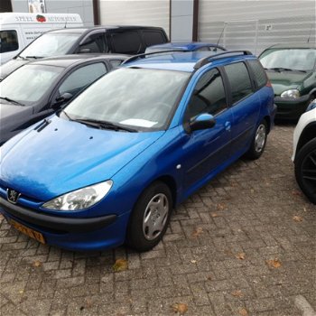 Peugeot 206 SW - 2.0 HDi X-line - 1