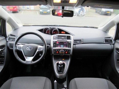 Toyota Verso - 1.8 VVT-i 5 Pers. (Airco, Cruise, Navi, Camera) - 1