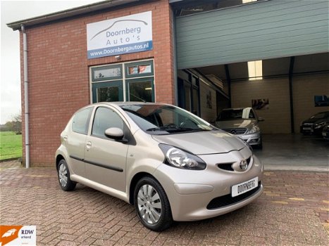 Toyota Aygo - 1.0-12V Calvin Klein AIRCO-LEER-LM.VELGEN - 1