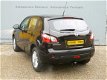 Nissan Qashqai - 2.0-16V 140PK Automaat - Panoramadak - Navi - 1 - Thumbnail