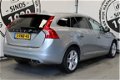 Volvo V60 - 2.4 D6 AWD Plug-In Hybrid Summum XENON LEDER MEMORY SCHUIFDAK *EX BTW - 1 - Thumbnail