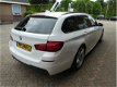 BMW 5-serie Touring - 520d High Executive M Pakket /Leder / Navi / Panoramadak / Dealeronderhouden - 1 - Thumbnail