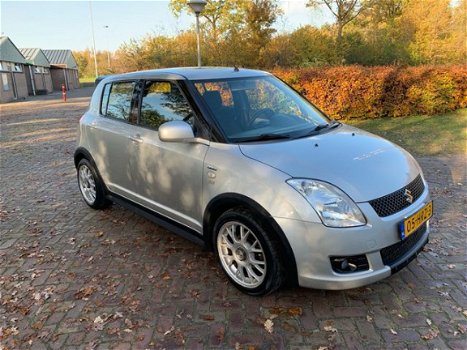 Suzuki Swift - 1.3 D Exclusive - 1